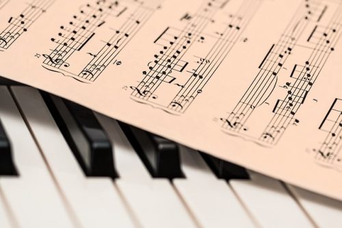Noter och piano, musik