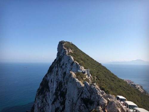 Toppen av Gibraltar, the rock. Himmel, hav och utsikt.